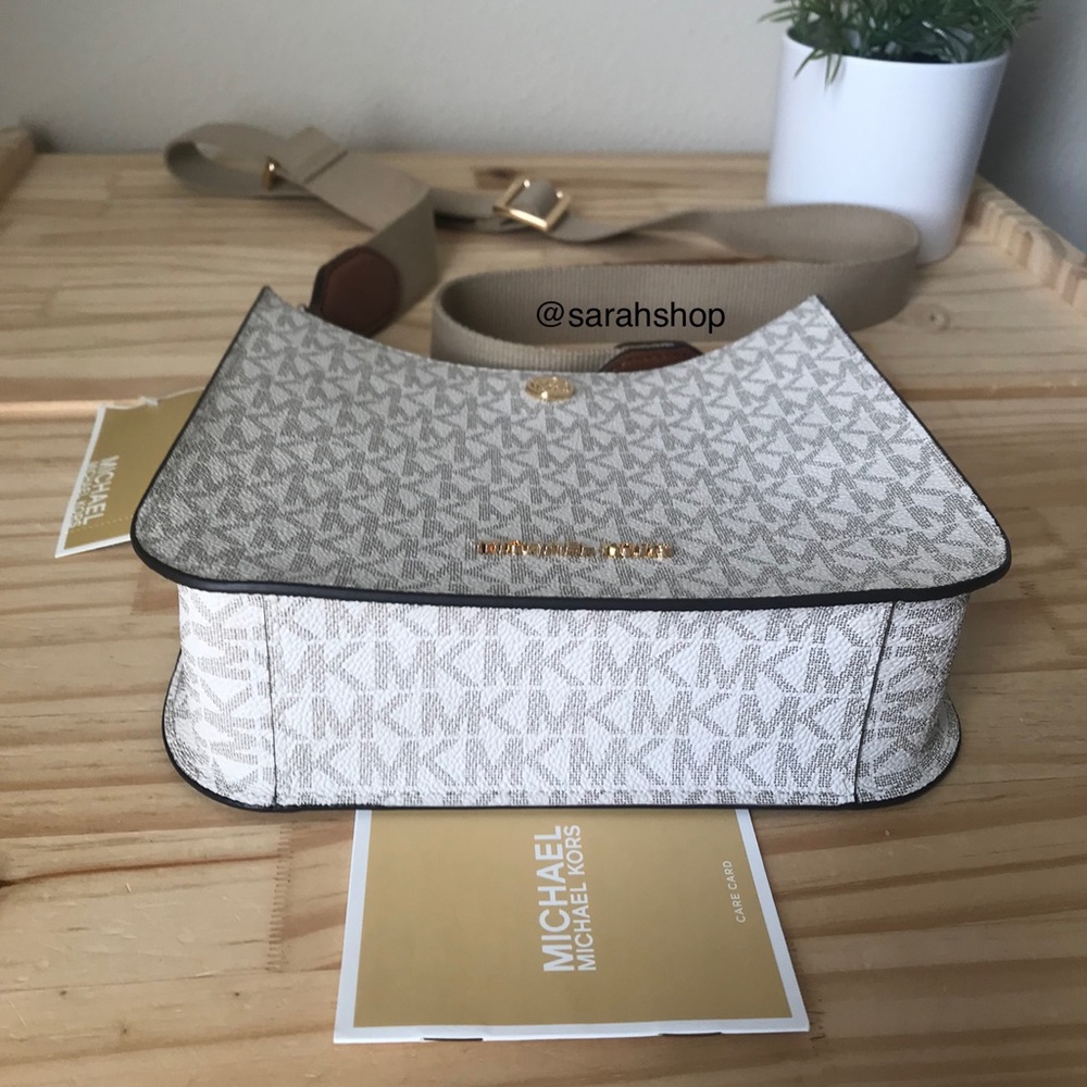 🌼Michael Kors Purse - Picture 5 of 11